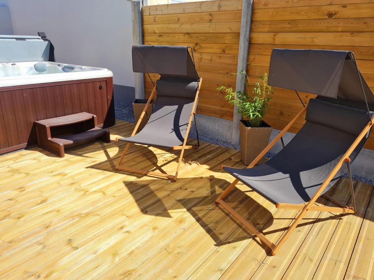 A Fleur De Spa : Maison Chaleureuse Avec Spa Privatif Et Billard. Coulogne Zewnętrze zdjęcie